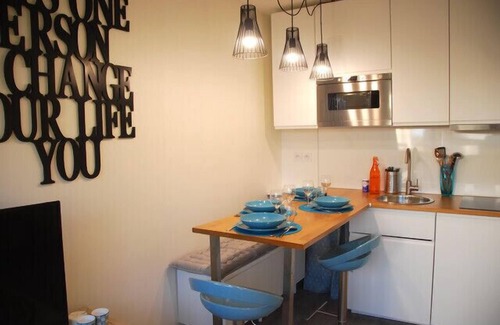 Meriadeck Apartamento | Studio of 27m² in downtown