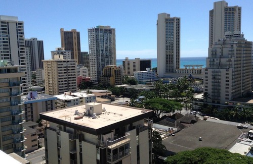 Waikiki Condominio | Estudio en el piso 19 ... Diamond Head y vistas al mar