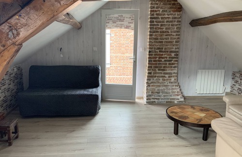 Salbris Casa | Studio on the 1st floor of a Solognote house