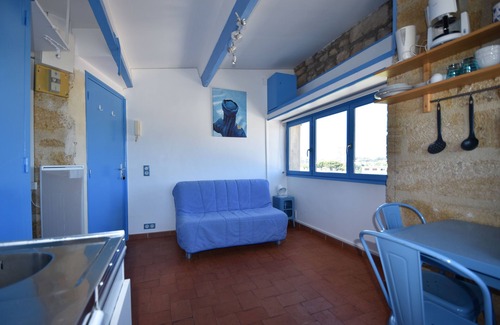 Les Sablettes Apartamento | Estudio en la playa, pies en el agua.