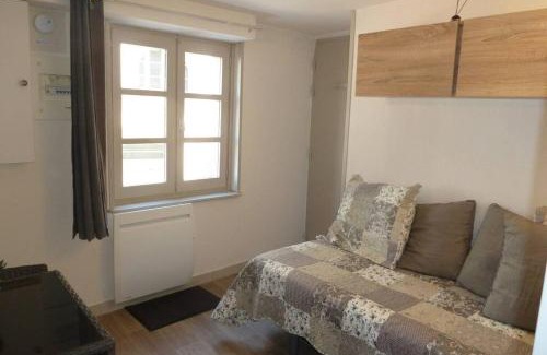 Le Puy-en-Velay Apartamento | STUDIO PANNESSAC pour 1 personne
