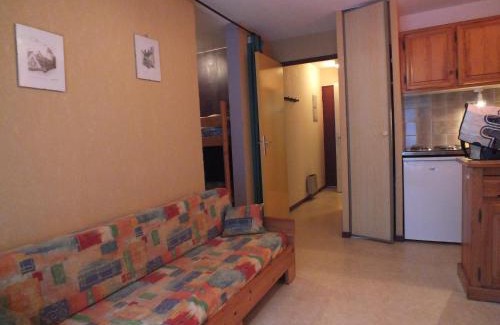 Esquieze-Sere Apartamento | Studio Pirineo Frances