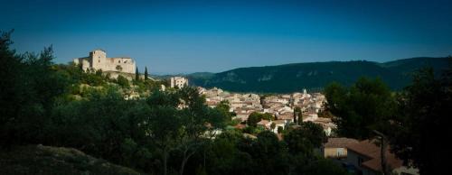 Greoux-les-Bains Apartamento | Studio pour cures et vacances