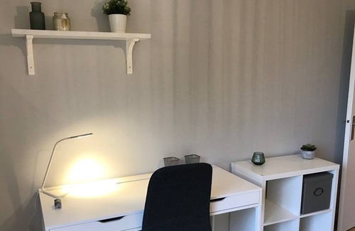 Ramonville-Saint-Agne Apartamento | Studio Proche au Pied des Commerces de Proximité, des bus et Métro
