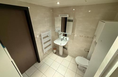 Uriage-les-Bains Apartamento | studio proche termes Uriage