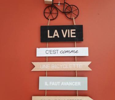 Essigny-le-Grand Apartamento | Studio rez-de-chaussée Ferme de la Manufacture