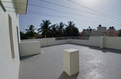 Yelahanka Cama Y Desayuno | Studio Room in Bengaluru