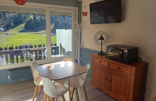 Laveissiere Apartamento | Estudio para 4 personas corazón lleno de la localidad de Lioran en el Cantal