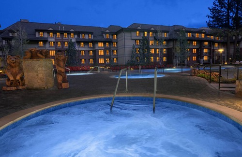 South Lake Tahoe Apartamento | Studio, Sleeps 4, Kitchenette, at Marriott's Timber Lodge, Lake Tahoe!