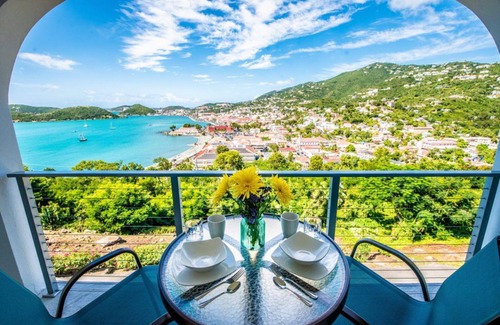 Estate Kings Quarter Apartamento | Studio, Sleeps 4, in Charlotte Amalie at Bluebeards Castle Villas Resort!