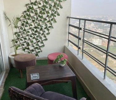 Greater Noida Apartamento | Studio Stays near Expo Mart