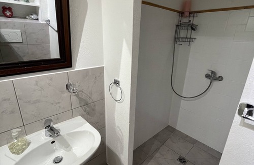 Neuchatel Apartamento | Studio Suisse au Coeur de Neuchâtel