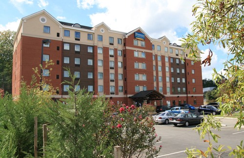 Aquia Harbour Apartamento | Studio Suite Great for Business Travelers | Shared Indoor Pool + 24h Business Center