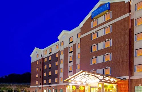 Aquia Harbour Apartamento | Studio Suite Great for Business Travelers | Shared Indoor Pool + 24h Business Center