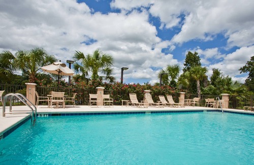 Tallahassee Apartamento | Studio Suite in Tallahassee | FREE Breakfast + On-Site Business Center