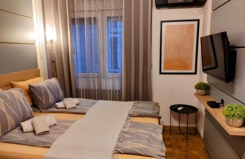 Vozdovac Apartamento | Studio Sunset