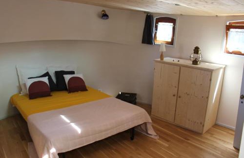 Ramonville-Saint-Agne Alquiler De Eote | studio sur péniche La Tortue