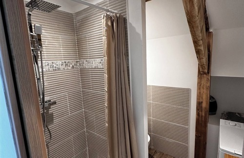 Saint-Mars-d'Outille Apartamento | Studio T1 with courtyard