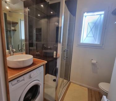 Saint-Pierre-de-Lages Apartamento | Studio T1 paisible dans villa avec bassin naturel