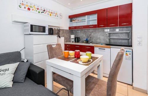 Bad Wildbad Apartamento | Estudio 'Tannenwald' con balcón y Wi-Fi