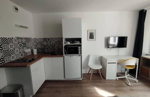 Morlaix Apartamento | Studio terrace in town center near pedestrian streets, port, restaurants.