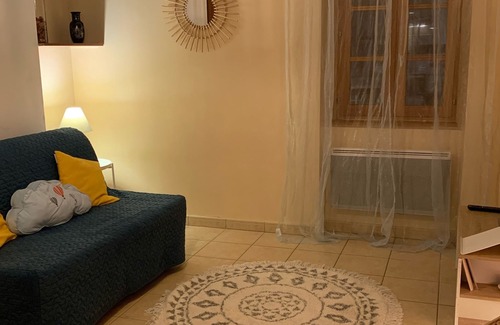 Saint-Felicien Apartamento | Studio Tout Équipé au Coeur de Saint Félicien