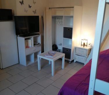 Aubenas Apartamento | Studio tout équipé avec internet