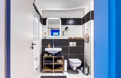 Prague 9 Apartamento | Studio Travel Blue, Harfistka Residence, O2 Arena