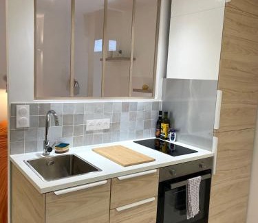 Libourne Apartamento | Studio ultra centre libourne - jacuzzi & vidéoprojecteur