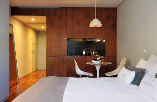 Santo Antonio Hotel | Studio Unit at Altis Prime, Near Attractions, Onsite Jacuzzi, Private Parking!