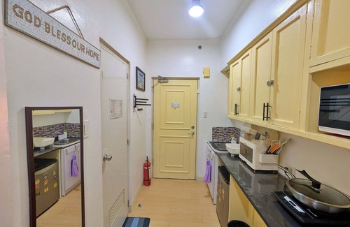 Alabang Apartamento | Studio Unit at the Center of Alabang
