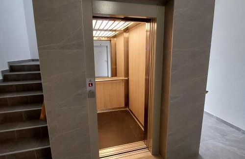 Krusevac Apartamento | Studio Vera