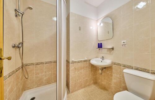 Janske Lazne Apartamento | Studio Villa Belvedere-8 by Interhome