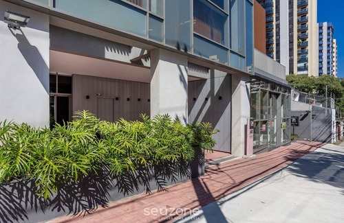 Vila Clementino Apartamento | Studio w/ Balcony and 290m From the Subway Oln1702