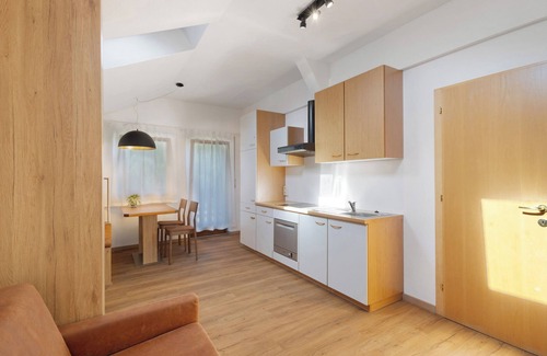 Valle Aurina Apartamento | Estudio 'Waldheim Apt 4' con vistas a la montaña, jardín compartido y Wi-Fi