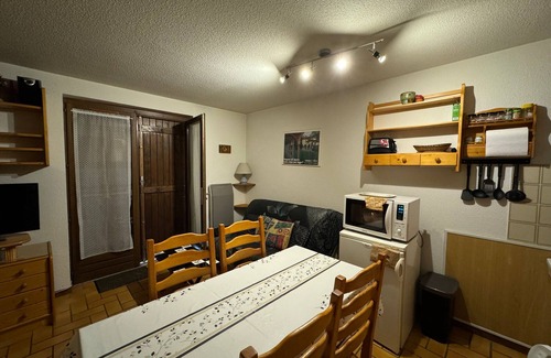 Monetier-les-Bains Apartamento | Estudio con balcón para 4 pers, cerca de pistas y comercios