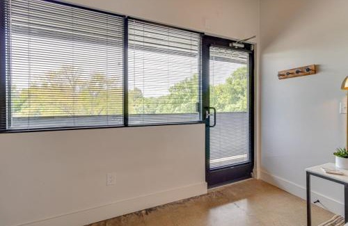 Nashville Apartamento | Studio with 2 Queen Beds 7 mins to Broadway