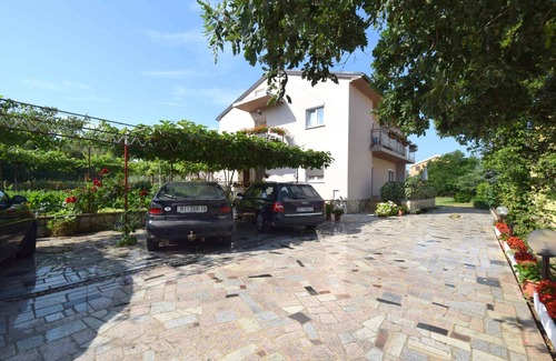 Milcetici Apartamento | Apartamento vacacional con balcón y aire acondicionado