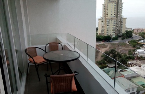 Concon Apartamento | Studio with direct sea view and 2 bedrooms and fitness room, WiFi in Concón