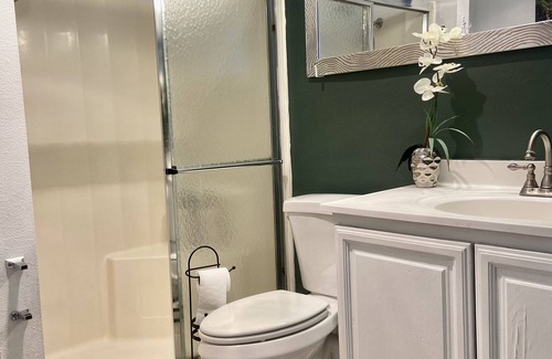 Spring Valley Apartamento | Studio with Full Kitchen Private Entrance