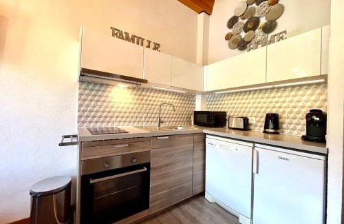 Demi-Quartier Apartamento | Studio with mountain view near Megève