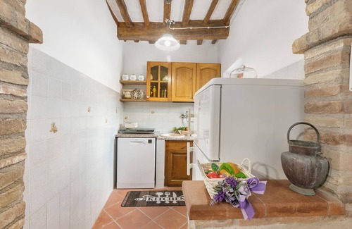Panicale Apartamento | Studio With Pool And Garden, Panicale, Italy