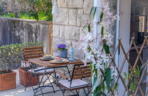 Opatija Villa | Studio Opatija centre vista al mar terraza privada y garaje