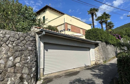 Opatija Villa | Studio Opatija centre vista al mar terraza privada y garaje