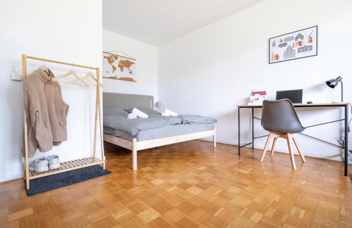 Nordstadt Apartamento | Studioapartment mit Küche und großem Balkon