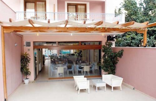 Kymi-Aliveri Apartamento | Studios Karavos