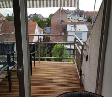 Cronenbourg Est Apartamento | Studios KRY