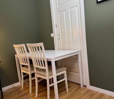 Rena Apartamento | Stue, soverom og bad