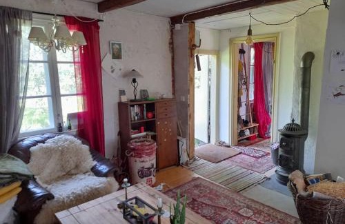 Ljungbyhed Casa | Stugan Ugglebo med campingdusch och utedass