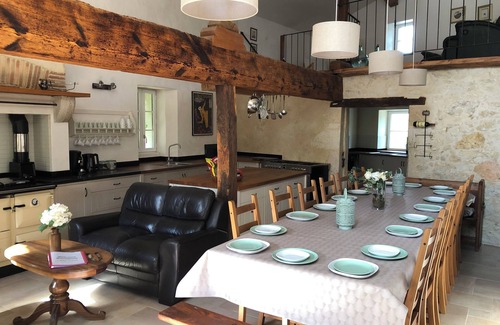 Saint-Martin-de-Gurson Otro | Stunning, 4 ⭐️ relaxing, peaceful, private pool, fishing lake sleeps 18 Dordogne